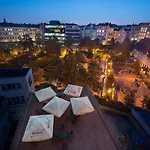 Ξενοδοχείο Ea Julis 4*