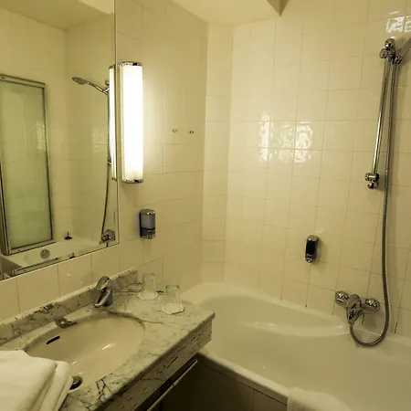 Hotel Ea Julis