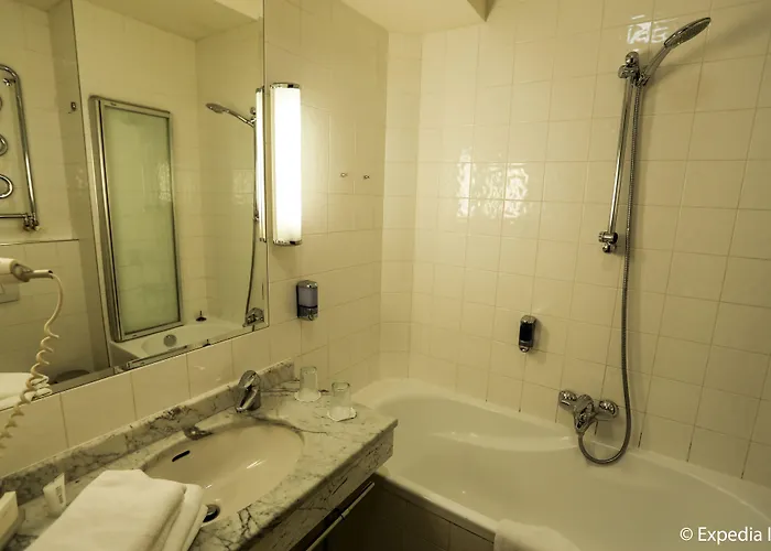 Hotel Ea Julis