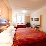 Ea Julis Hotell Prag