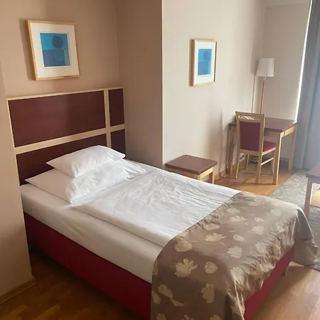 Ea Julis Hotell Prag