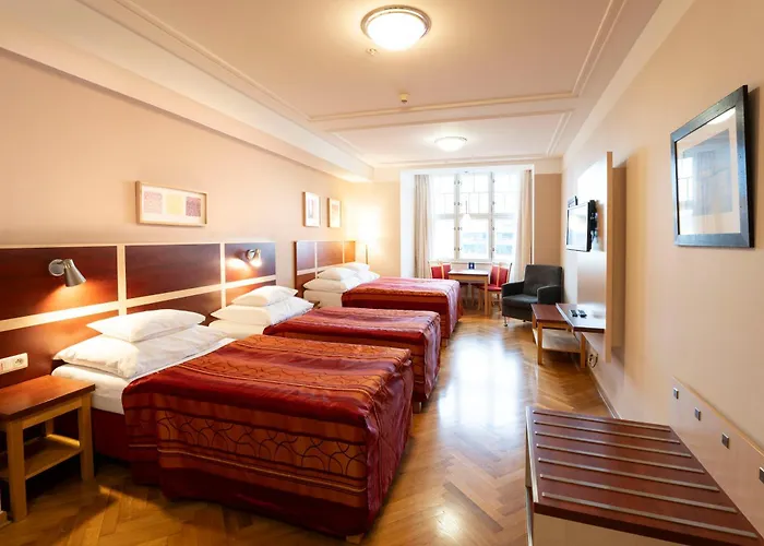 Ea Julis Hotel 4*
