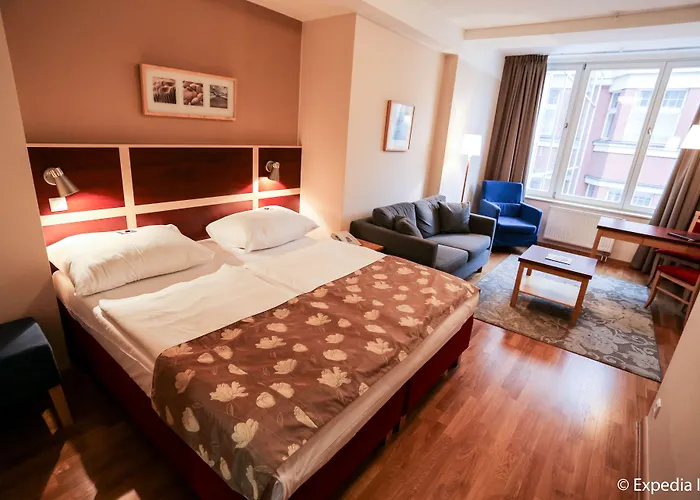 Hotel Ea Julis 4*