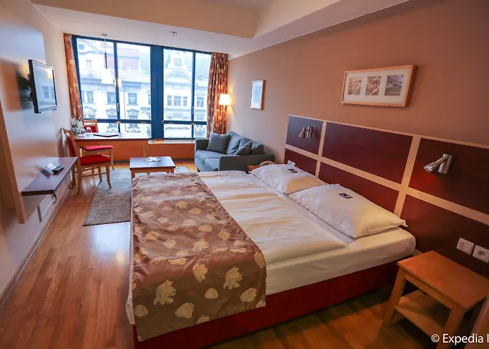 Ea Julis 4* Prague