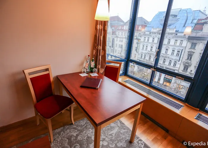Ea Julis 4* Prague
