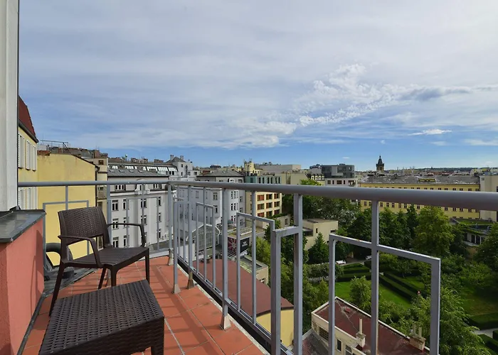 Ea Julis Hotel 4*